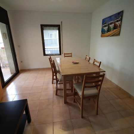 Appartement T4 A 100 Metres De La Plage Roses Exterior photo