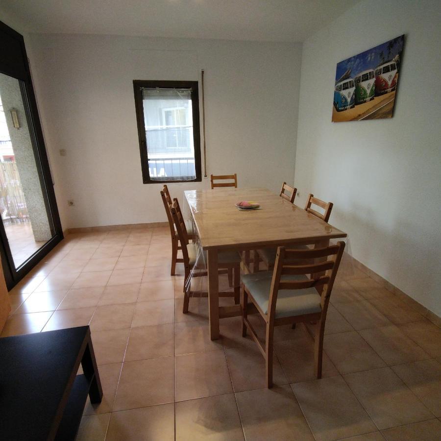 Appartement T4 A 100 Metres De La Plage Roses Exterior photo